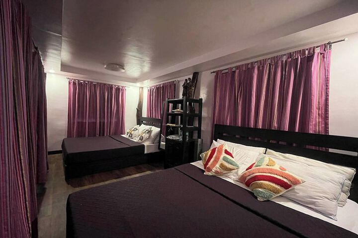 Room 15 of 31
