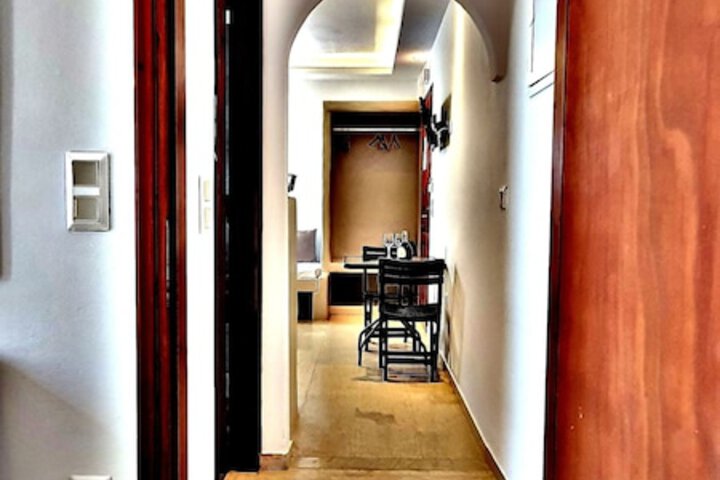 Room 35 of 162
