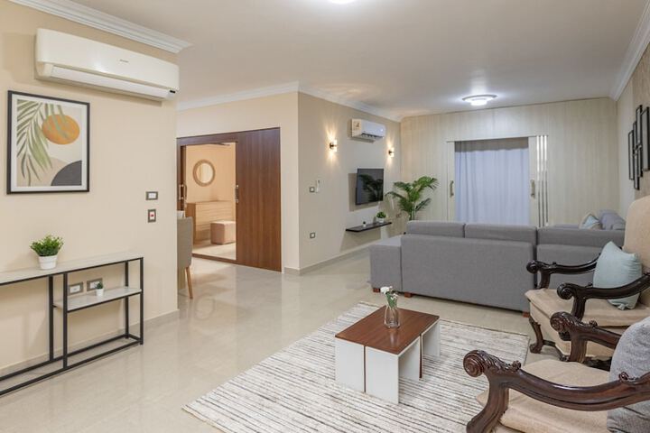 Room 19 of 86