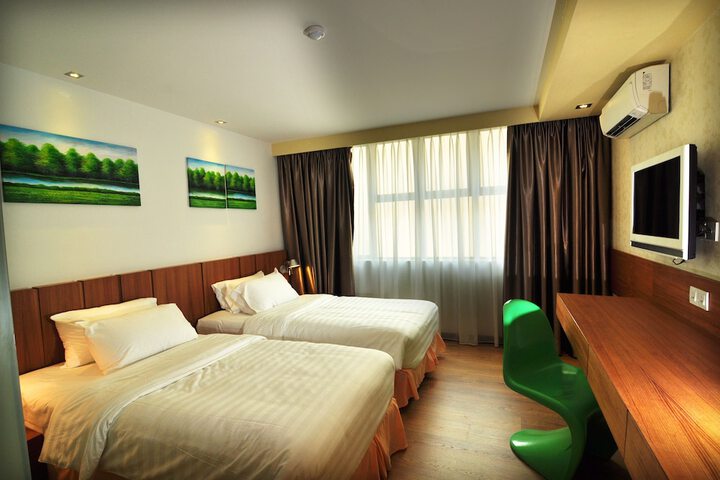 Room 27 of 55