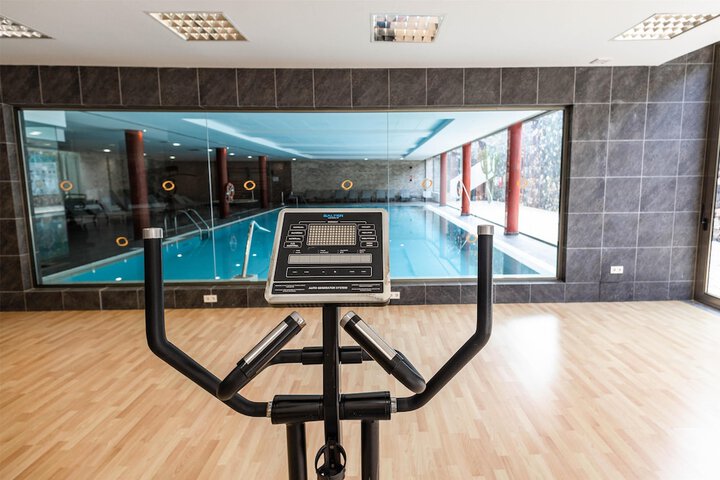 Pool 60 of 135