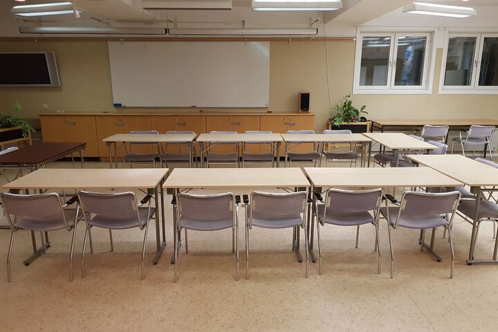 Business Center 40 of 62