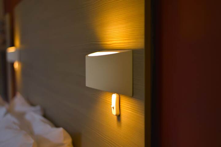 Room 12 of 22