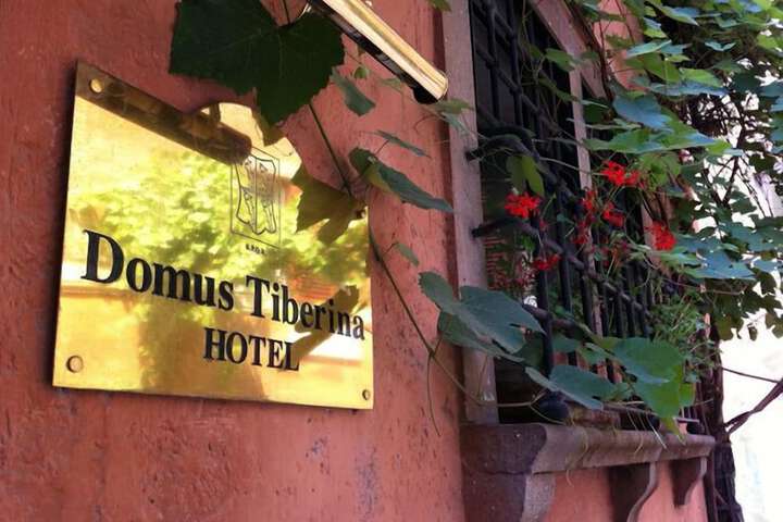 Hotel 35 of 39