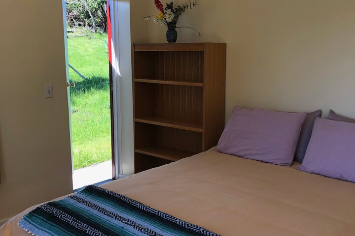 Room 4 of 40