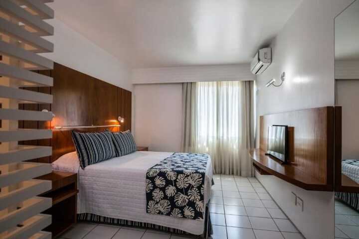 Room 35 of 80