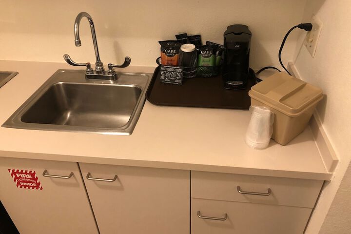 Private kitchenette