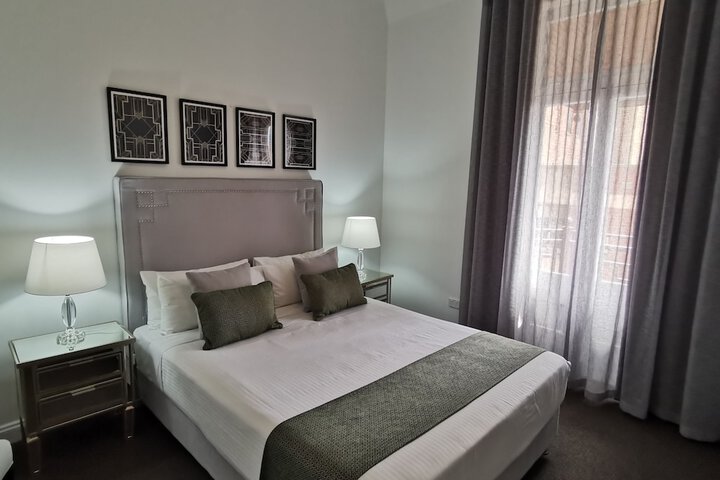 Room 7 of 65
