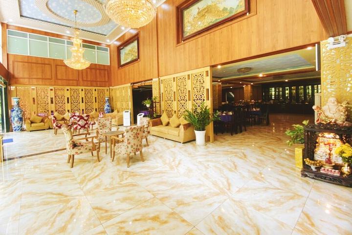 Hotel Interior 3 of 33