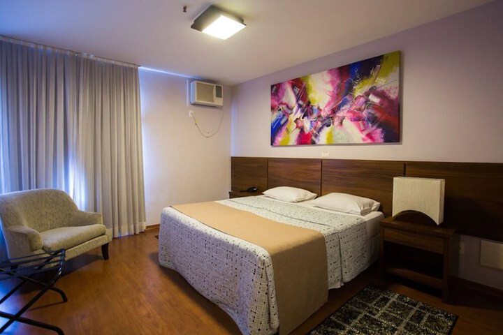 Room 33 of 81