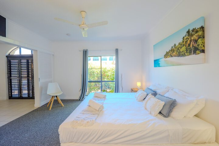 Room 7 of 70