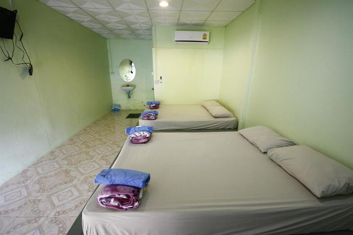 BAAN PHA NIN MUNG KORN