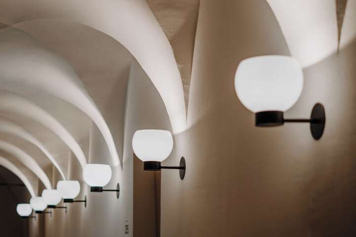 Ballroom/Hall 73 of 83