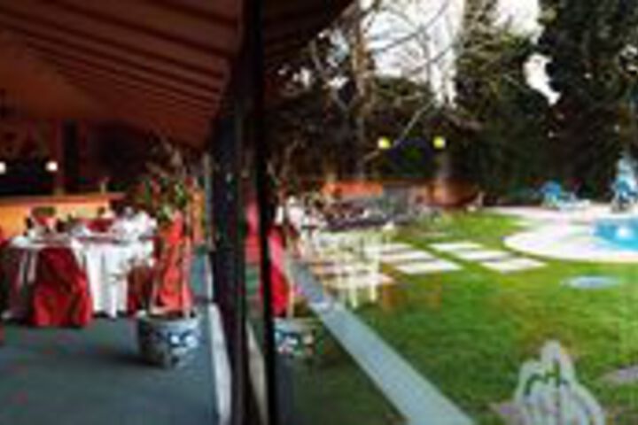 Dining 52 of 69