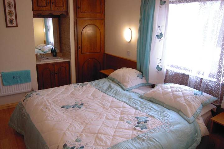 Room 8 of 45