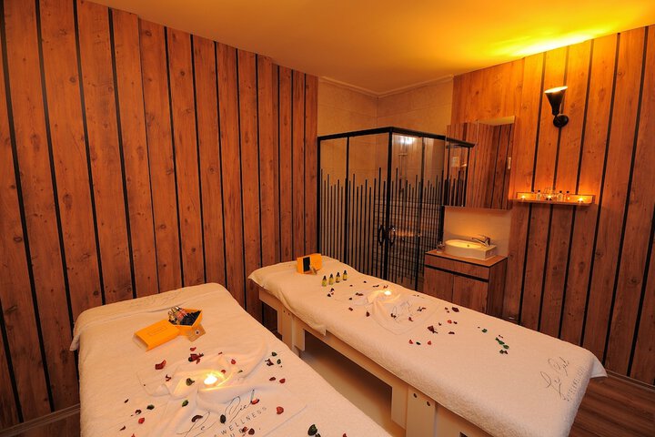 Spa 31 of 54