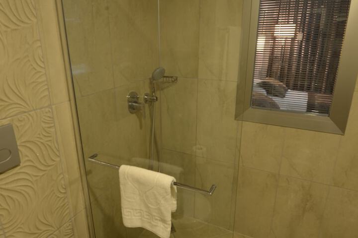Room 20 of 50