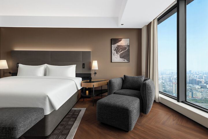 Room 29 of 82