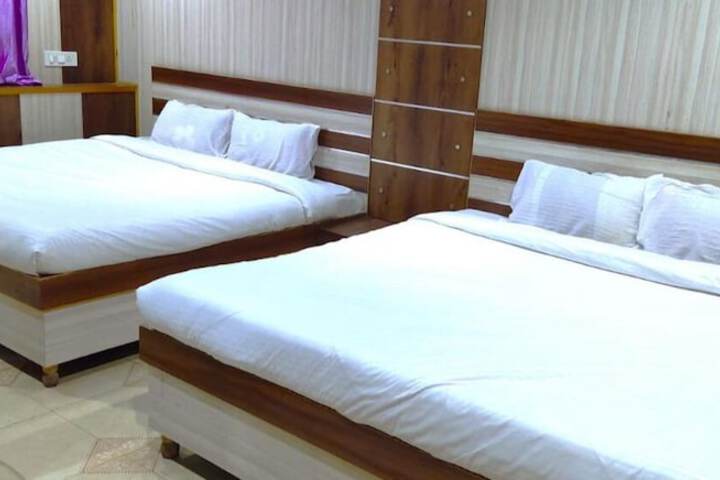 Room 3 of 23
