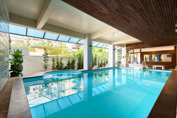 Pool 52 of 58