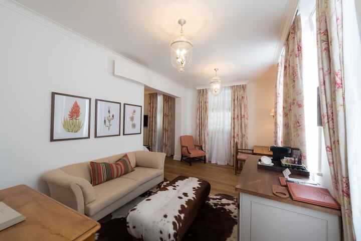 Room 26 of 120