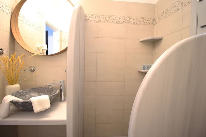 Room 46 of 73