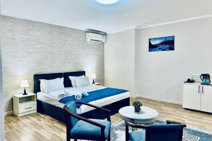 Room 6 of 26