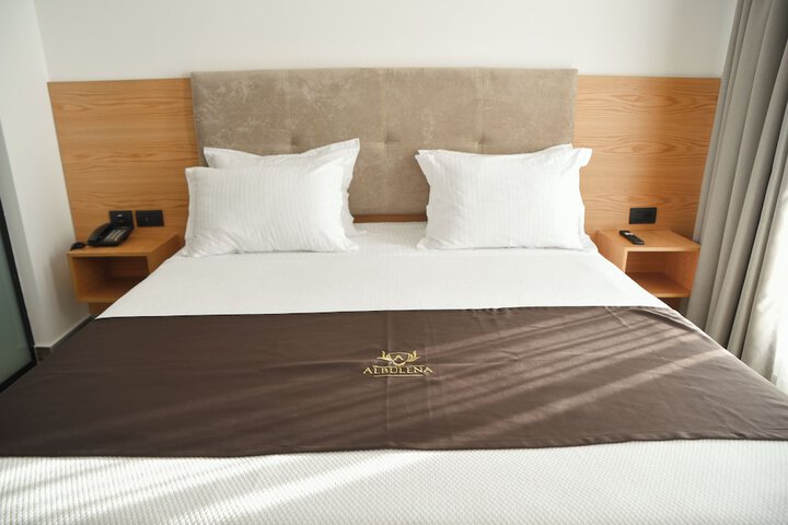 Room 21 of 73