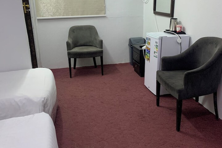Room 6 of 56