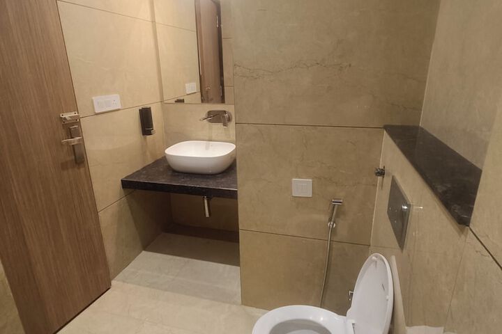 Room 15 of 19
