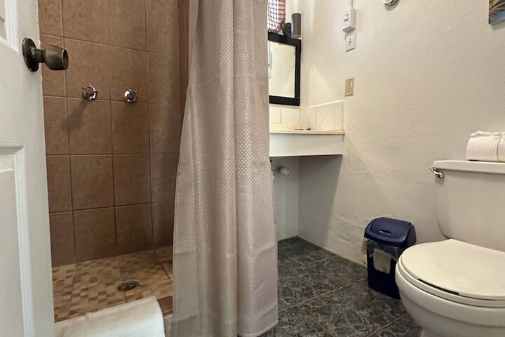 Room 44 of 77