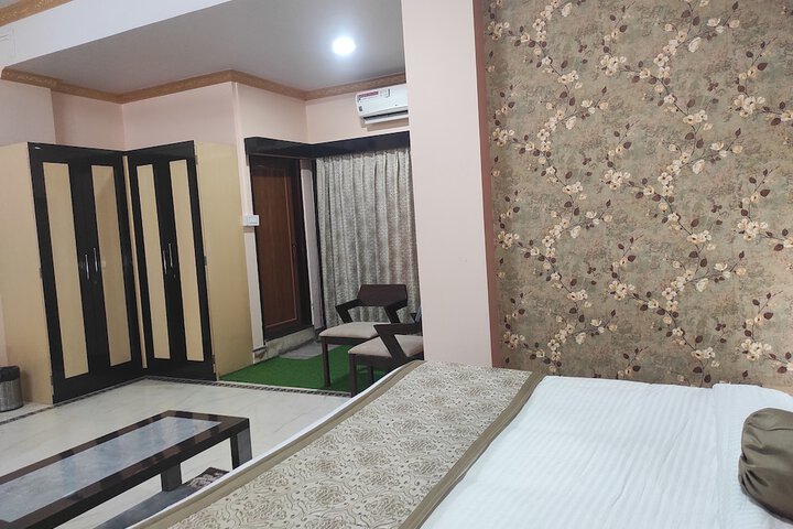 Room 34 of 55