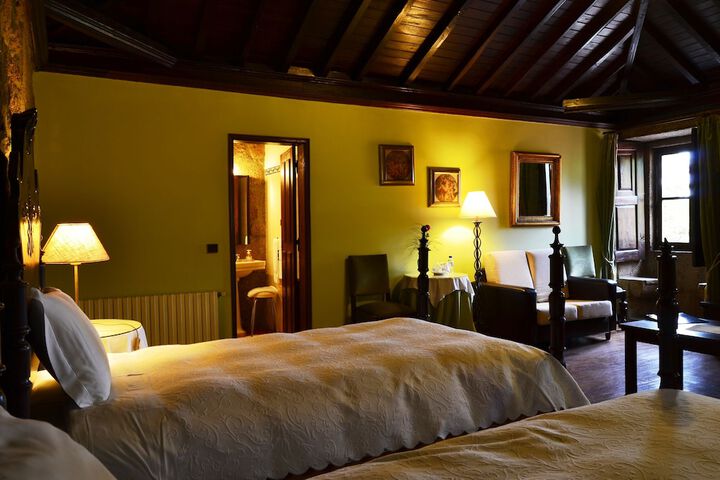 Room 5 of 70
