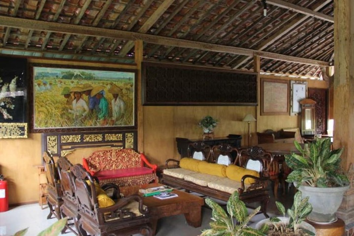 Hotel Interior 4 of 122