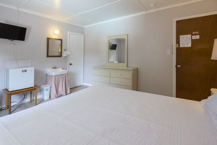 Room 87 of 309