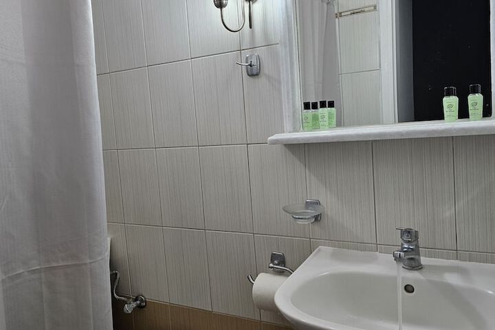 Bath Photo