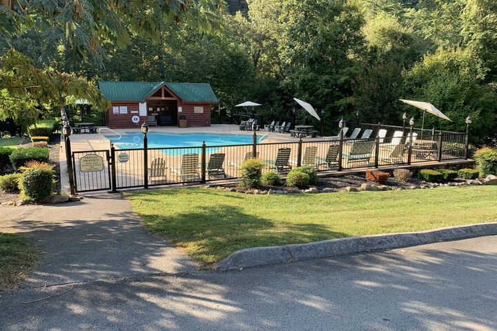 Pool 17 of 29