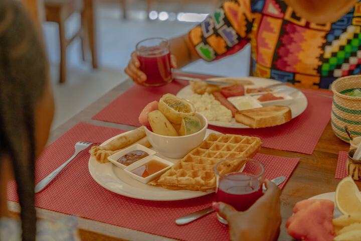 Breakfast/Coffee Service 79 of 91