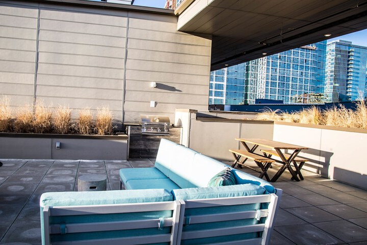 Terrace/Patio 23 of 24