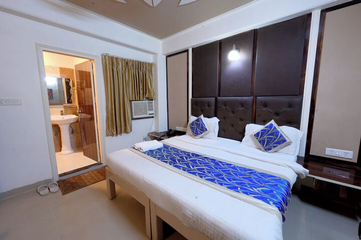Room 4 of 19