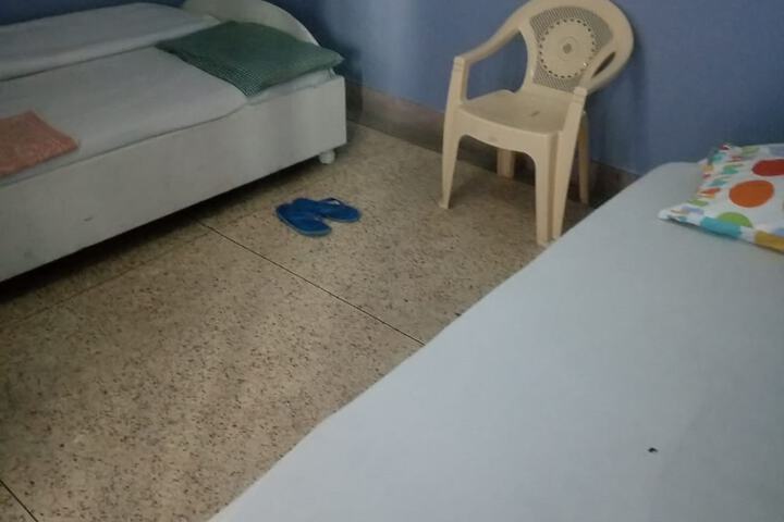 Room 8 of 15
