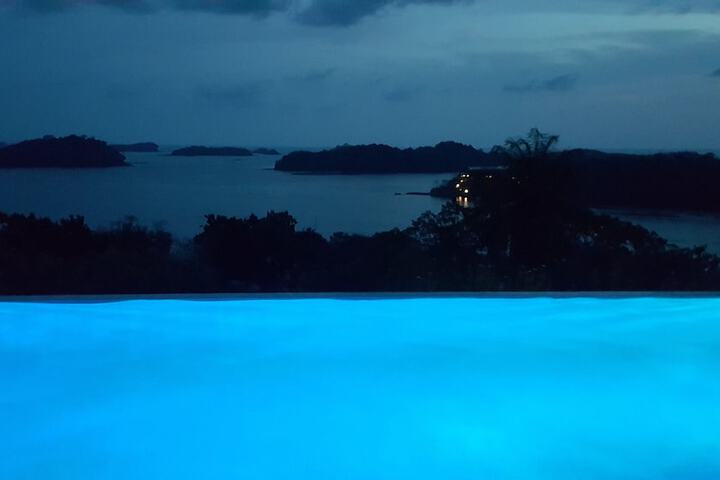 Pool 37 of 125