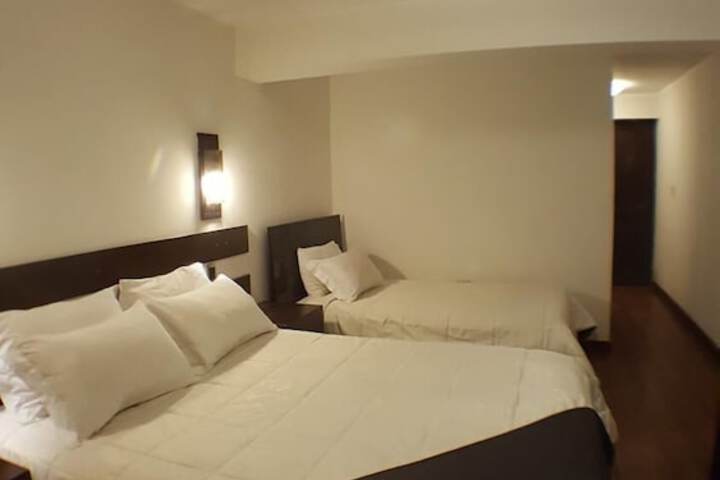 Room 17 of 36