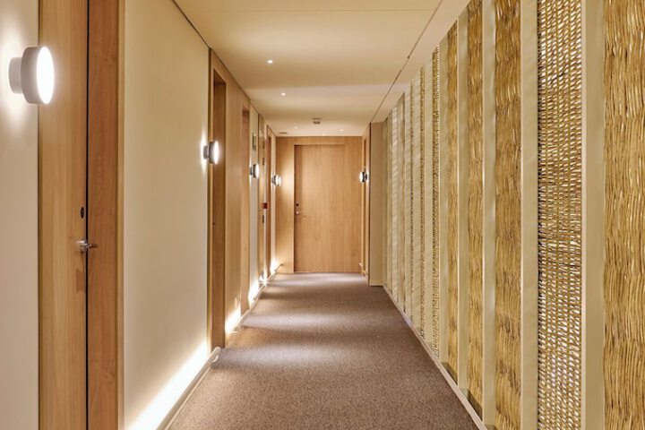 Ballroom/Hall 37 of 50