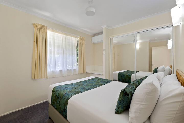 Room 82 of 141