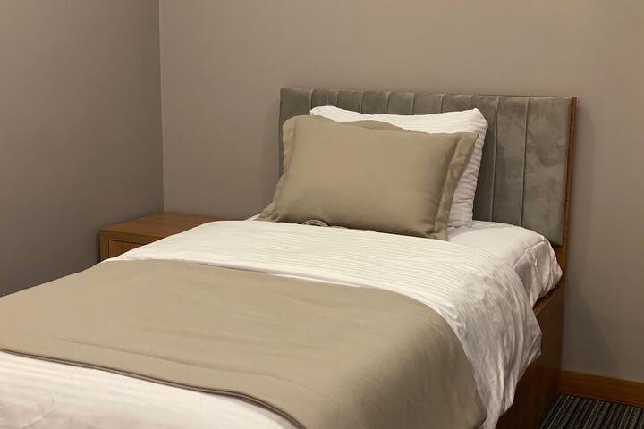 Room 14 of 22