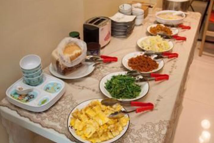 Breakfast/Coffee Service 8 of 29