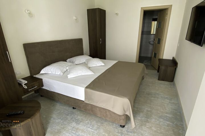 Room 14 of 44