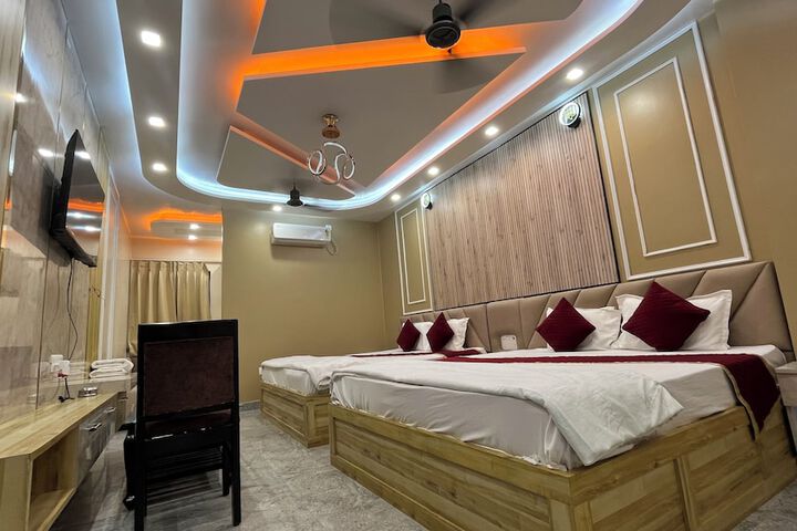 Room 43 of 73