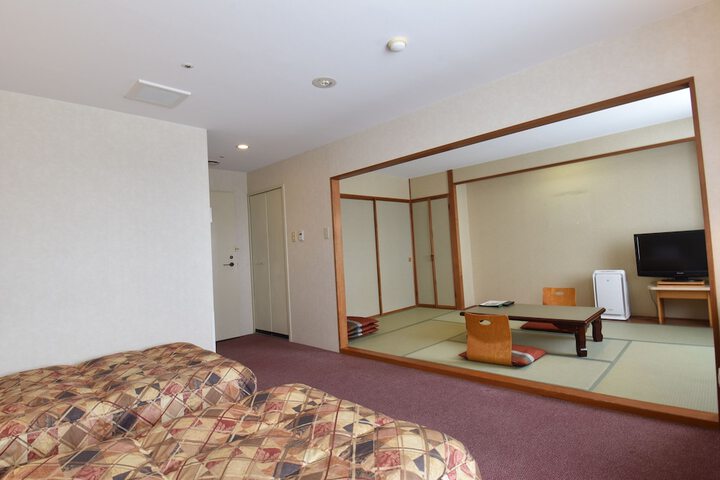 Room 9 of 116